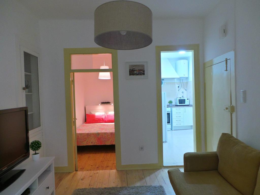Barracao De Alfama Apartments Lisbon Bagian luar foto
